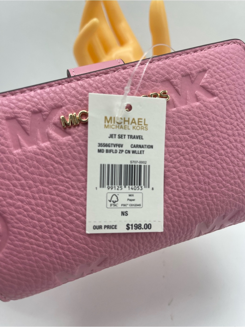 MICHAEL KORS Jet Set Travel Medium MK Logo Debossed Bifold Wallet
Carnation
NWT - Picture 7 of 16